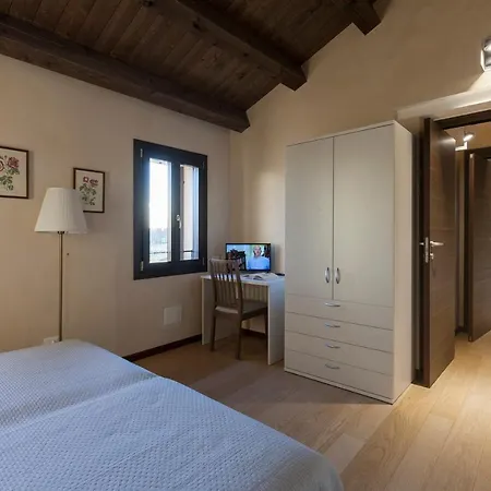 Casa Di Anna - Fattoria Sociale مزرعة للإقامة *